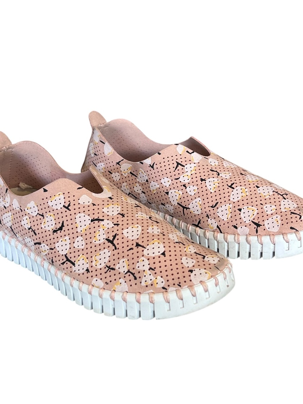 Ilse Jacobsen Tulip 139 Women’s 7.5
Adobe Rose Fabric Perforated Slip On Shoes - Picture 3 of 10
